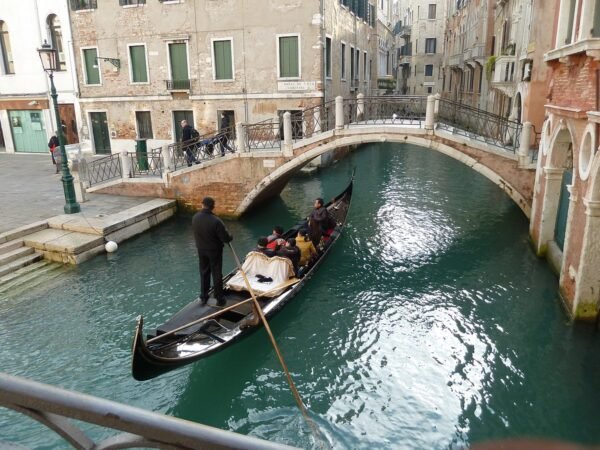 TOUR OF VENEZIA - Image 2